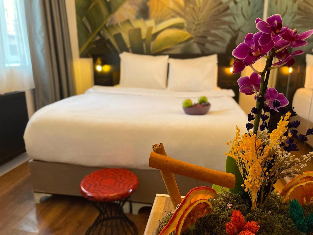 Mates Istiklal Suites Istanbul Eksteriør bilde