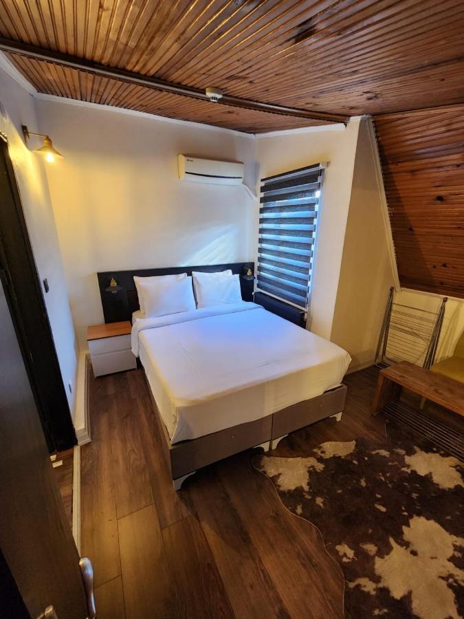 Mates Istiklal Suites Istanbul Eksteriør bilde