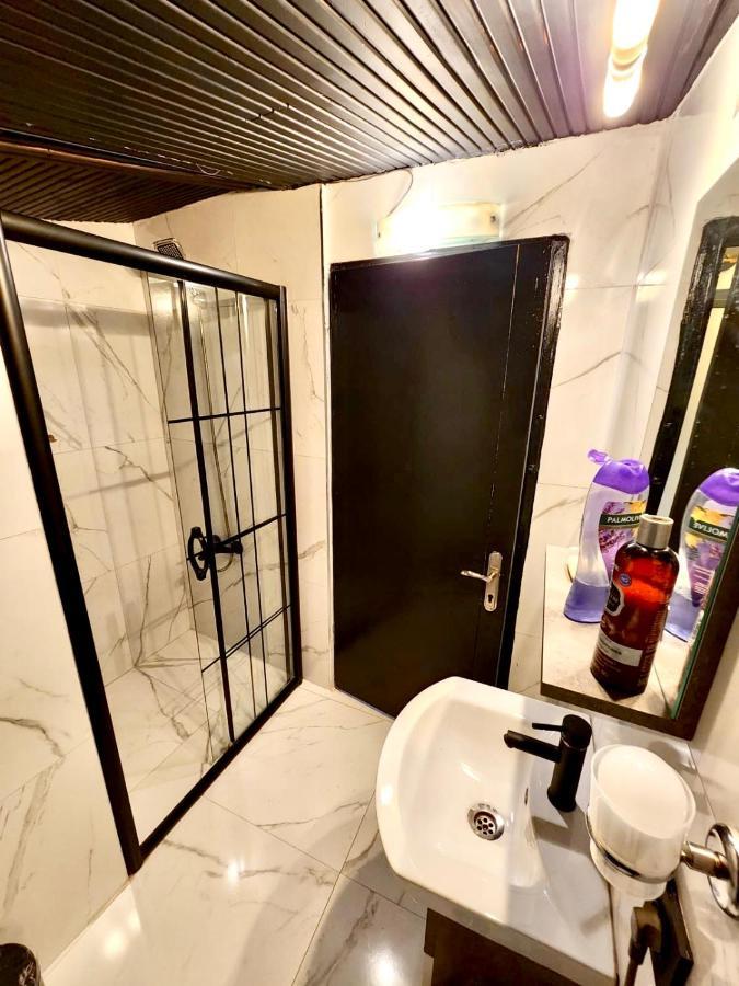 Mates Istiklal Suites Istanbul Eksteriør bilde